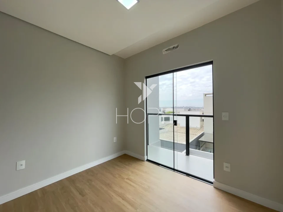 Sobrado em Condomínio à Venda – 105m² Privativos - Morada das Flores (Rosas) – Cambé/PR