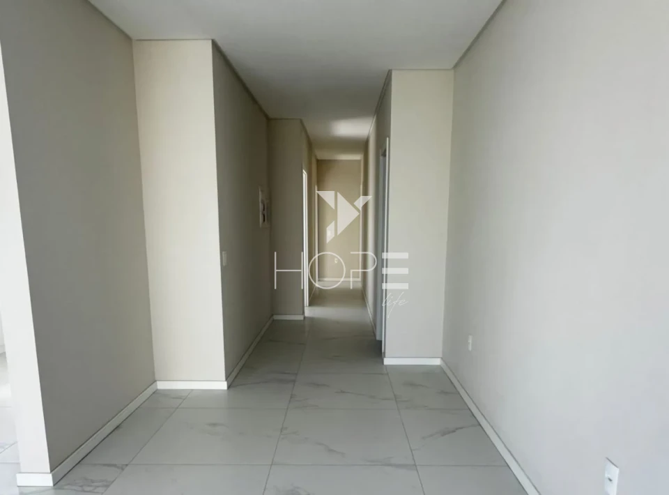 Residencial Ilha de Creta - apartamento à venda com 112m² - 3 suítes - 600 metros do mar - Meia Praia - Itapema SC