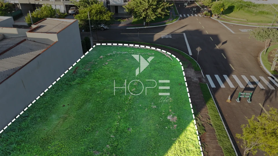 Imagens do imóveis Terreno de esquina à Venda – 282m² – Condomínio Bella Vitta – Lindóia – Zona Leste – Londrina/PR