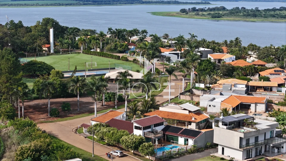 Imagens do imóveis Condomínio Riviera do Poente - casa à venda com 550 m² - 3 quartos - 2 banheiros - piscina aquecida - Alvorada do Sul PR