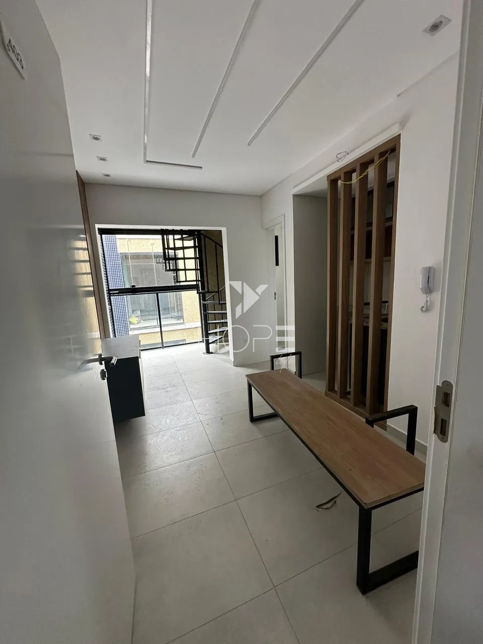 Imagens do imóveis Cobertura duplex à venda em Matinhos, Centro, com 91 m², 2 quartos, área gourmet e 1 vaga de garagem - Aceita permuta por imóvel em Londrina/PR.