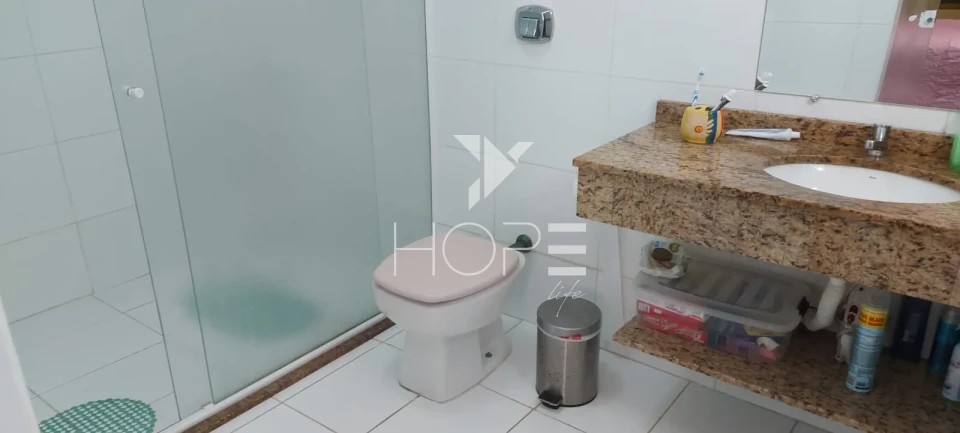 Imagens do imóveis Sobrado comercial à venda com 225 m² - 3 apartamentos independentes - Itapoá SC - Próximo do Mar