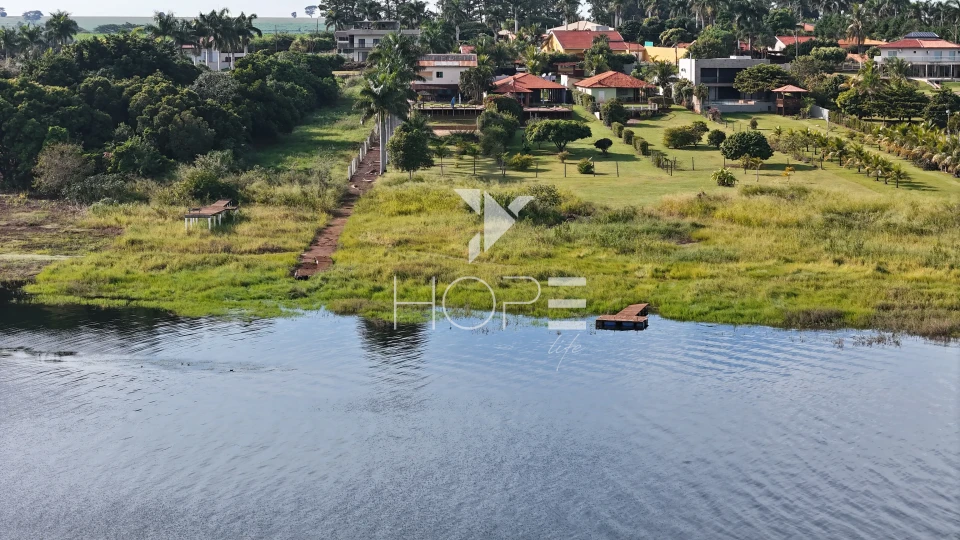 Imagens do imóveis Condomínio Riviera do Poente - chácara molhada à venda com 2.277 m² - 4 suítes - piscina - sauna - Alvorada do Sul PR