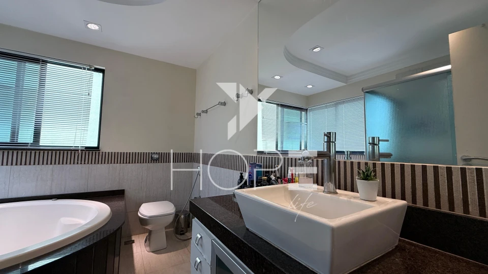 Imagens do imóveis Casa para Locação Sun Lake Residence  – 350 m² privativos – 4 quartos –  Londrina/PR