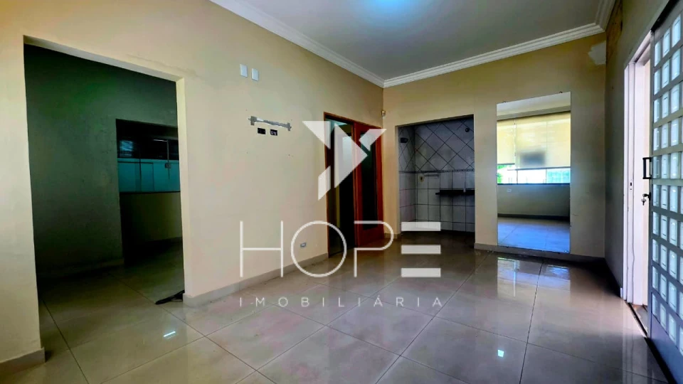 AMPLO ESPAÇO COMERCIAL  A VENDA - CENTRO - LONDRINA