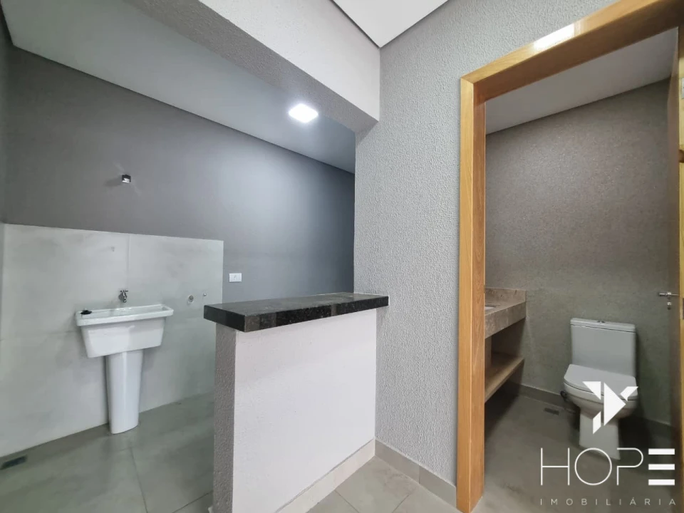 Imagens do imóveis Casa geminada assobradada à venda  – 3 quartos com suíte – 180m² – Conjunto Semiramis Barros Braga – Londrina/PR