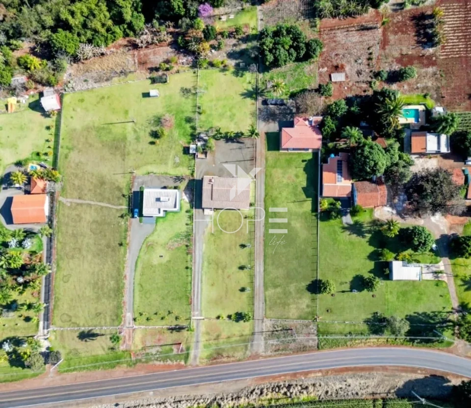 Imagens do imóveis Chácara à venda com 10.278 m² - 3 quartos - 2 banheiros - Rodovia Engenheiro Ângelo Lopes - Ibiporã PR