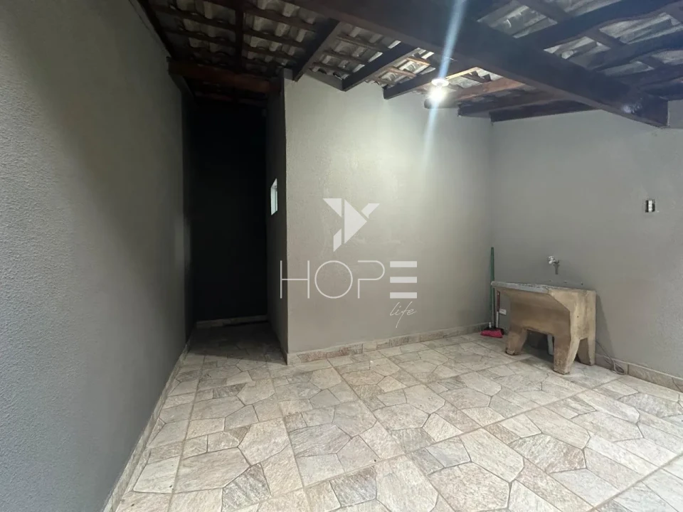 Imagens do imóveis Casa geminada à venda com 3 quartos e suíte no Jardim Palmeiras – Zona Norte – Londrina/PR