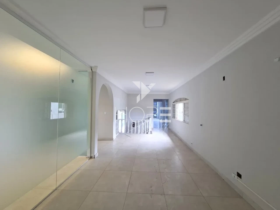 Imagens do imóveis Sobrado comercial para locação com 200m² - 6 salas - 6 vagas - Av. Higienópolis - próximo ao Lago Igapó - Londrina PR