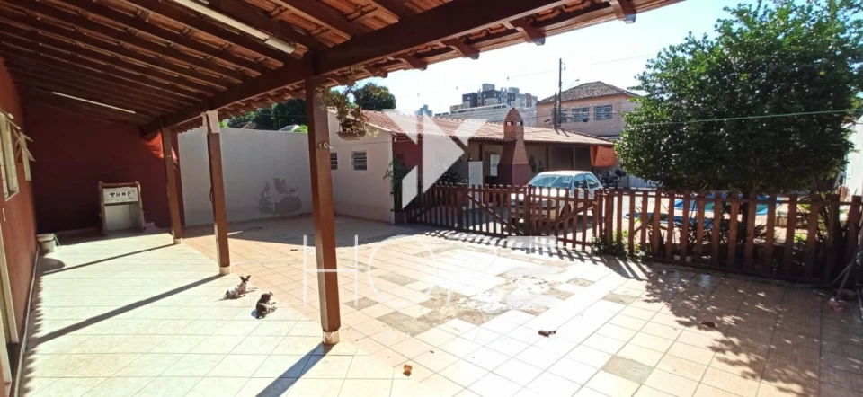 Imagens do imóveis Casa Térrea à Venda – 193m² – 4 Quartos (1 Suíte) – Vila Brasil – Região Central – Londrina/PR