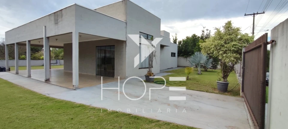 Casa à venda – 151 m² de área total – 72 m² privativos – Condomínio Estância Cabral – Cambé/PR