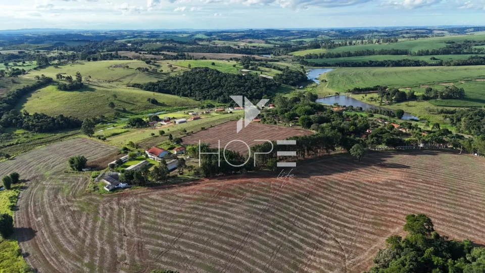 Imagens do imóveis Sítio porteira fechada à venda com 17.66 alqueires - agricultura e pecuária - Itapetininga SP