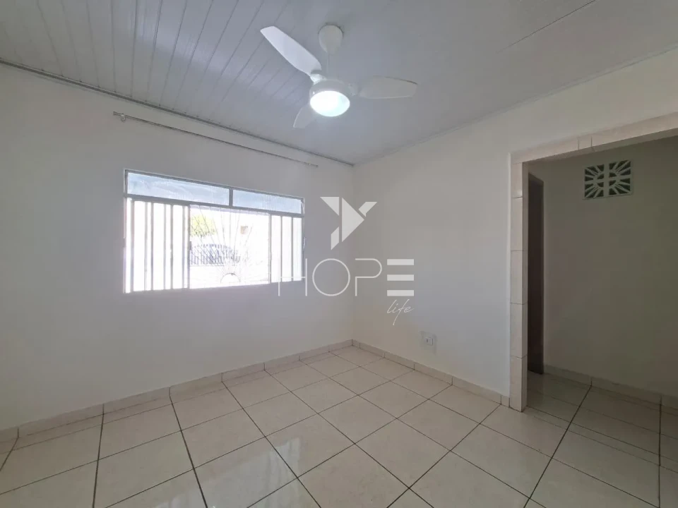 Imagens do imóveis Casa com edícula para locação com 200m² - 3 quartos (1 suíte) - 2 vagas - Conjunto Milton Gavetti - Zona Norte - Londrina PR