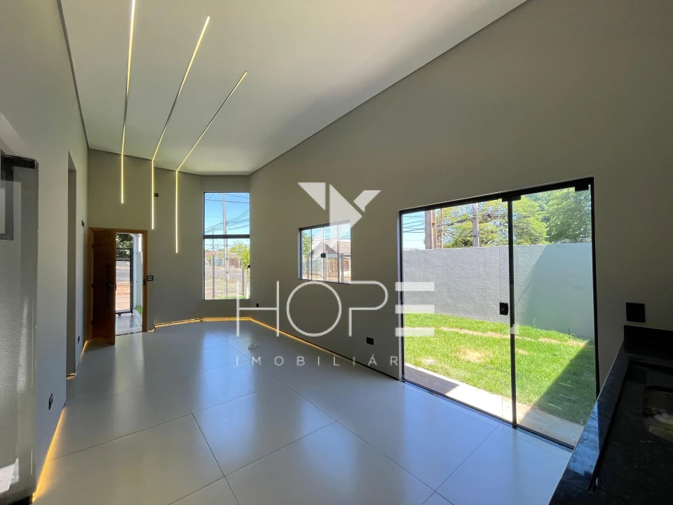 Casa à Venda – 202m² – Jardim Aeroporto – Londrina/PR