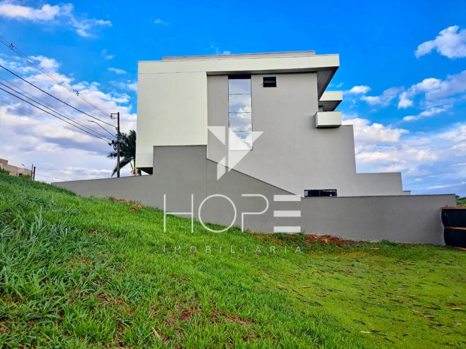 SOBRADO DE ALTO PADRÃO NO CONDOMINIO ROYAL BOULEVARD RESIDENCE RESORT - IBIPORÃ - PR