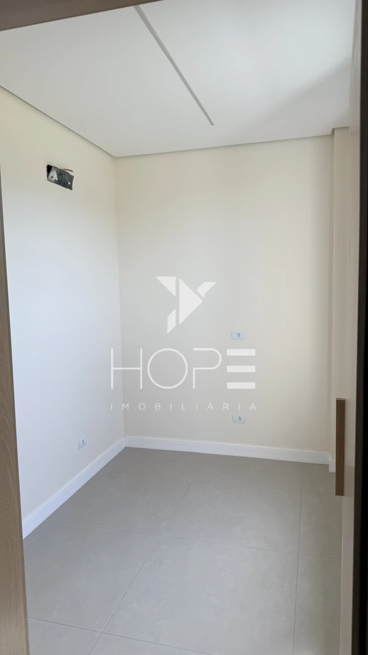 Imagens do imóveis SOBRADO NOVO DE ALTO PADRÃO NO COND. ARAÇARI - PARQUE TAUÁ