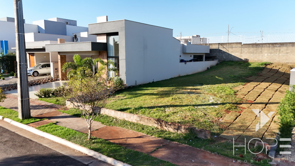 Imagens do imóveis TERRENO DE  257 m² CONDOMINIO TAUÁ ARANGUA