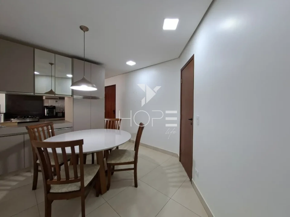 Edifício Granville - Apartamento Mobiliado à venda com 111m² - 3 quartos (1 suíte) - porteira fechada - Centro - Londrina PR