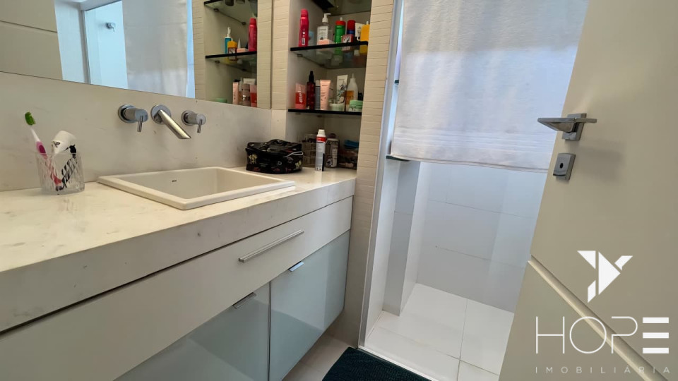 Imagens do imóveis Apartamento de 246 m² com 4 quartos (2 suítes) à venda no Palazzo Veronesi – Alto Padrão no Bela Suíça
