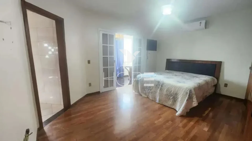 Imagens do imóveis Sobrado para locação com 350 m² - 4 quartos - piscina - próximo à Avenida Maringá - Quebec -Londrina PR
