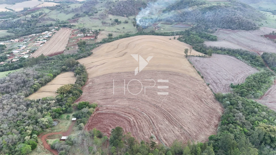 Imagens do imóveis Terreno à venda com 532.400 m² - potencial para loteamento de chácaras - Zona Sul - Londrina PR