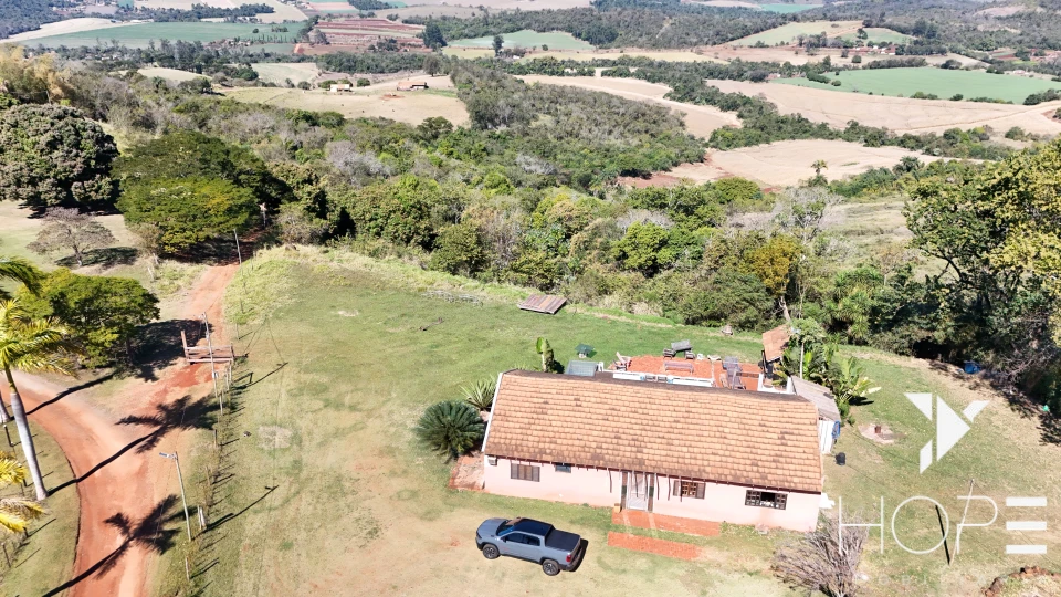 Imagens do imóveis Sítio à Venda – 9.5 Alqueires (229.900 m²) – Estrada dos Piriquitos – Londrina/PR