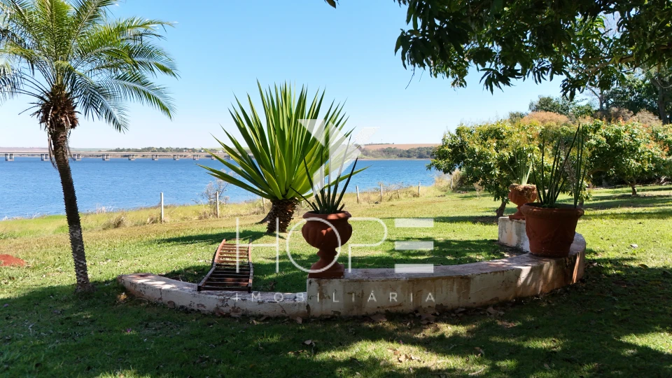 Chácara escriturada molhada à venda – Porteira Fechada – 12.000m² – Alvorada do sul/PR