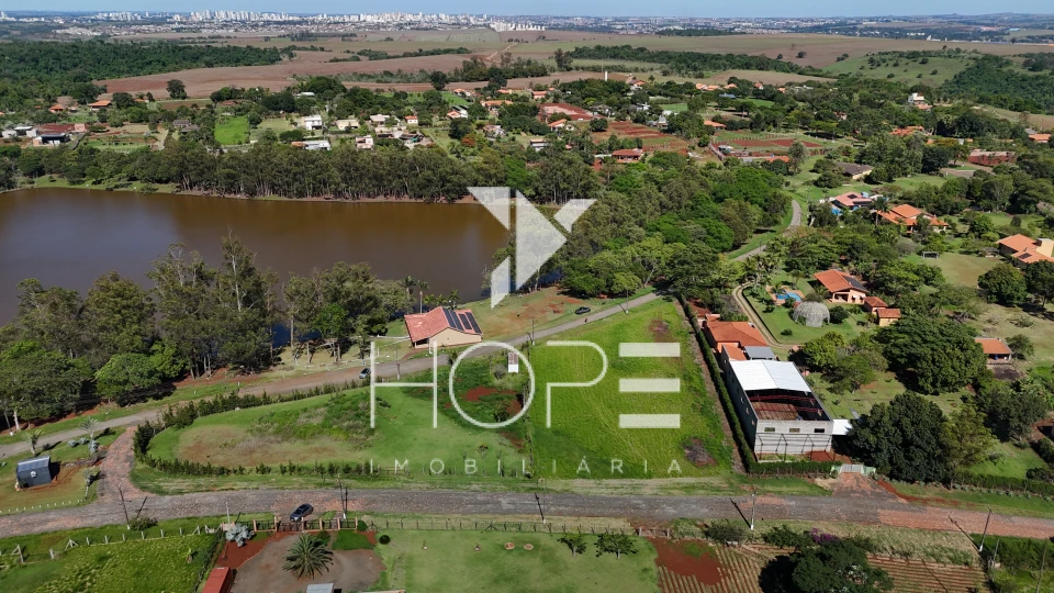 Imagens do imóveis terreno de 3220m² à Venda no Condomínio de Chácaras Itaúna – Ibiporã/PR