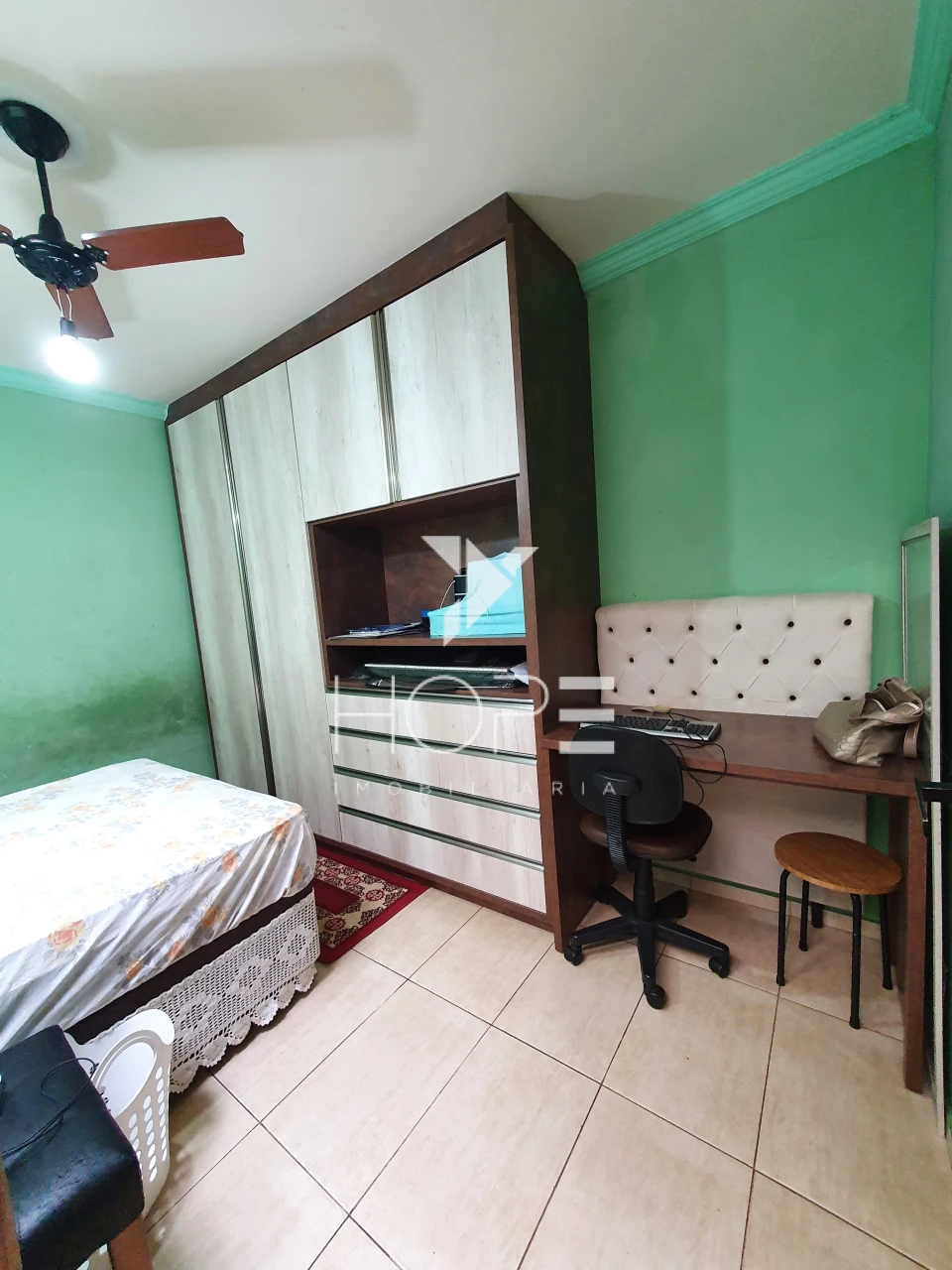 Imagens do imóveis Casa com 3 Quartos + Galpão Comercial à Venda – 285,66 m² – Conj. Hab. Santiago II – Londrina/PR