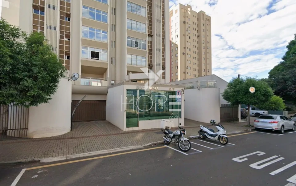 Imagens do imóveis Edifício Serra Negra - Apartamento duplex à venda com 272m² - 4 quartos - 2 suítes - hidromassagem - Centro - Londrina PR