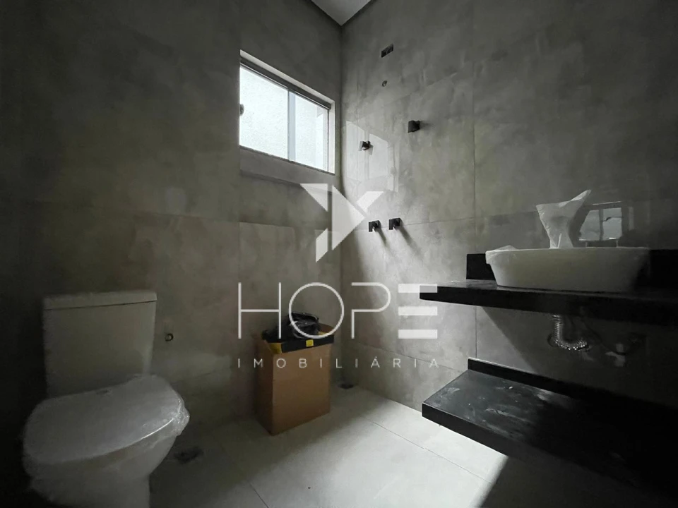 Casa à venda – 3 Quartos – Condomínio Royal Norte – Zona Norte – Londrina/PR