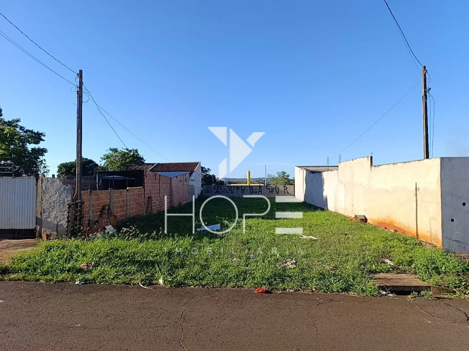 Terreno à venda – 301,56 m² – Jardim Marabá – Londrina/PR
