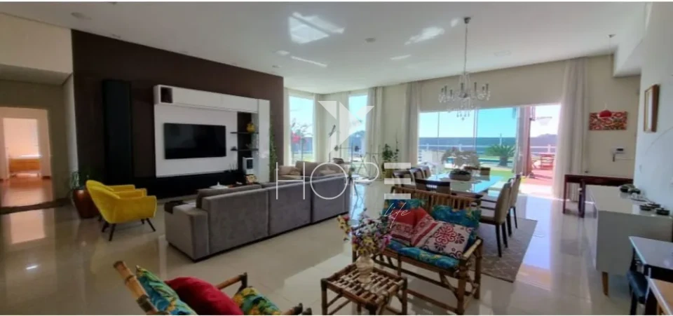 Imagens do imóveis Condomínio Estância Alvorada - casa à venda com 440 m² - 4 quartos - piscina - terreno de 1.744 m² - Recanto Rancho Ringo - Cambé PR