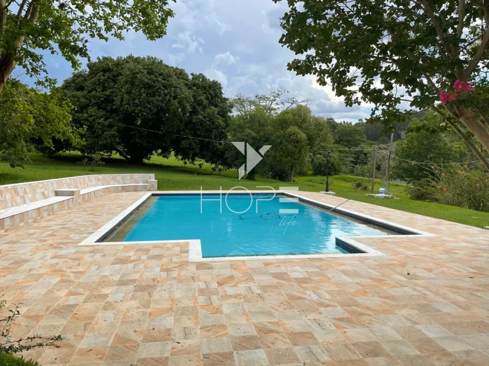 Imagens do imóveis Sítio à venda com 20.76 alqueires - sede com piscina - 4 represas - pecuária e lazer - Itu SP