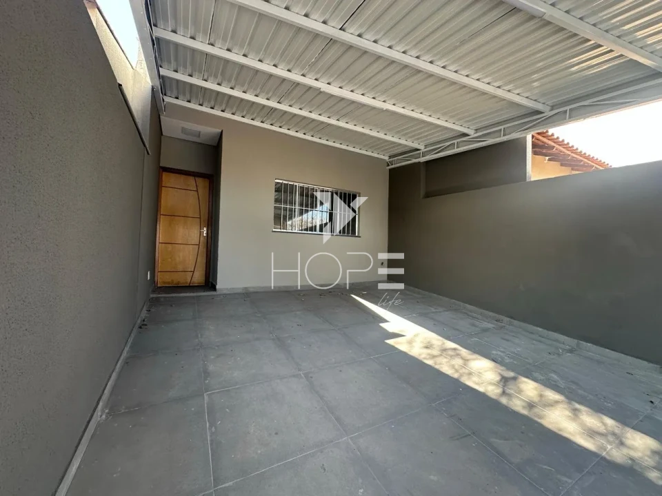 Imagens do imóveis Casa Geminada à venda  03 quartos - 67 m² com quintal - Jd. Columbia - Londrina/Pr.
