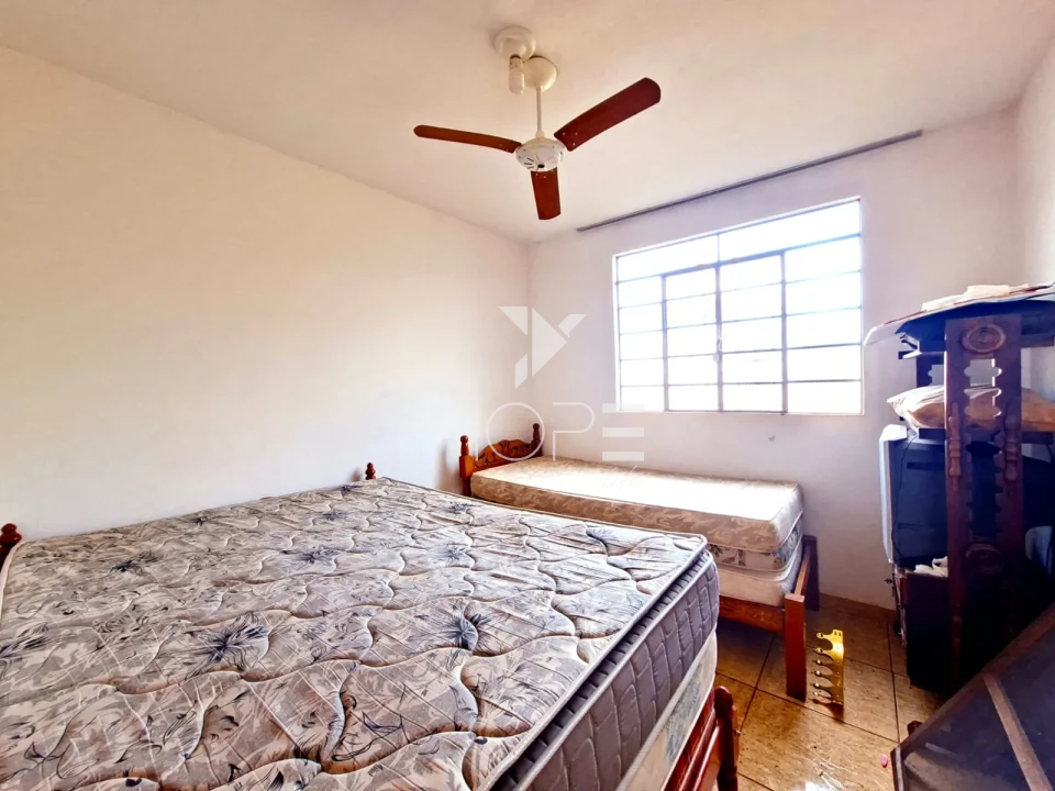 Imagens do imóveis Chácara à venda com 9.200 m² - casa com 180 m² - Estrada do Limoeiro - Londrina PR