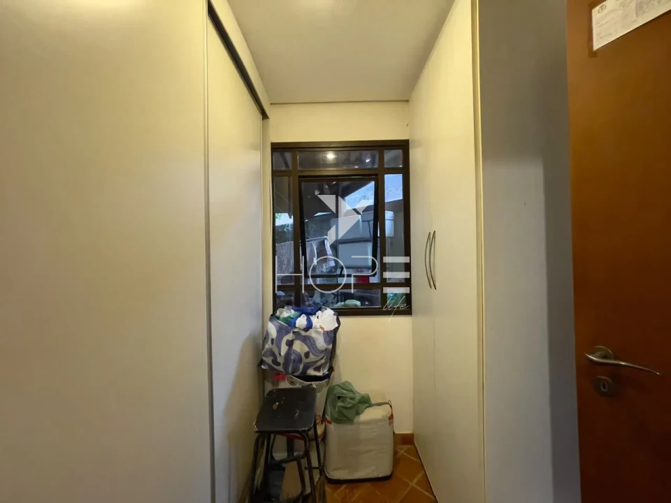 Imagens do imóveis Sobrado à Venda com Piscina – 301m² – 3 Quartos (1 Suíte) – Tucano – Zona Sul – Londrina/PR