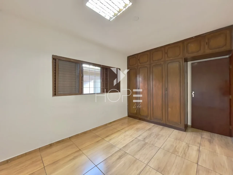 Imagens do imóveis Casa Térra para Locação – 295m² – 4 Quartos (1 Suíte) – Jardim Shangri-lá – Londrina/PR
