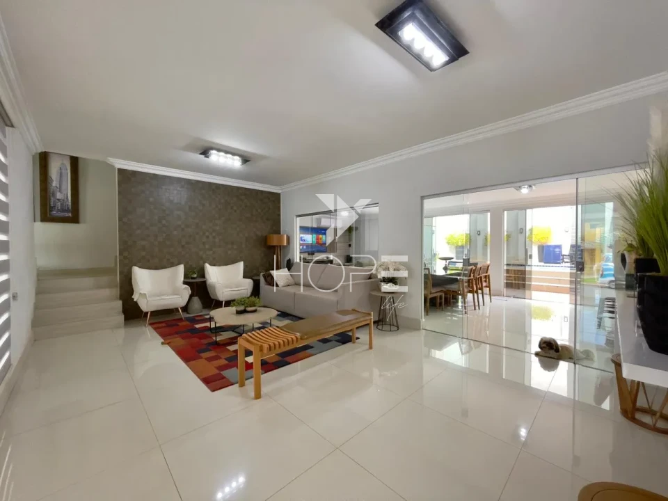 Imagens do imóveis Sobrado em Condomínio à Venda – 315m² – 4 Quartos (1 Suíte) – Vale das Araucárias – Parque Residencial Alcântara – Zona Sul – Londrina/PR