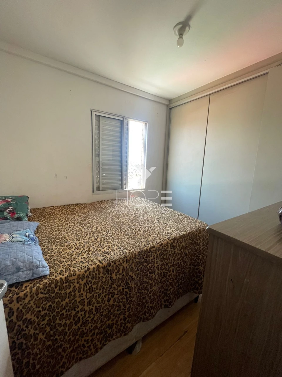 Imagens do imóveis Apartamento à venda com 46 m² - 2 quartos - 1 banheiro - Portal das Torres - Santiago II - Zona Norte - Londrina/PR