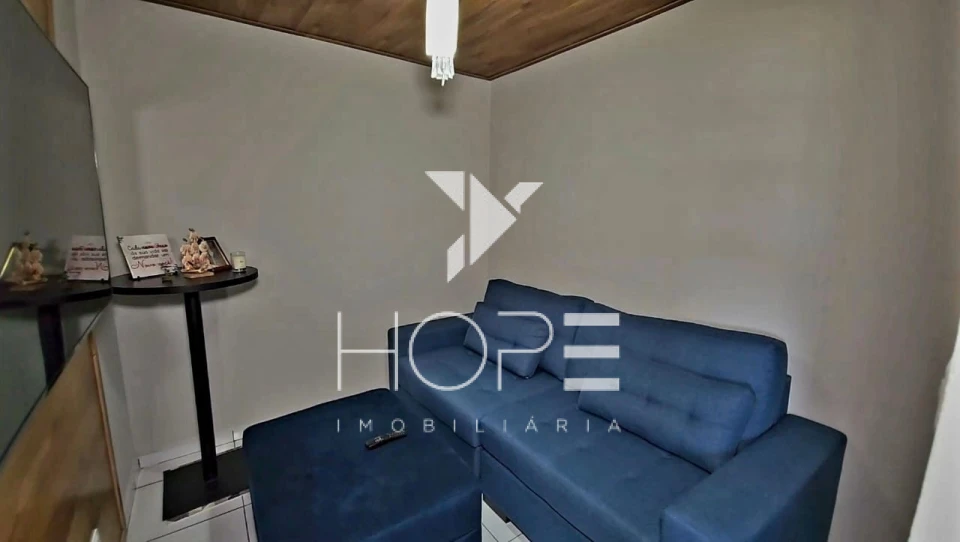 Sobrado à venda na Zona Norte de Londrina – 3 quartos