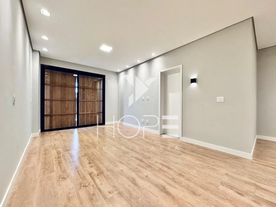 Sobrado Novo de 3 Suítes à Venda no Araçari – Parque Tauá – Londrina