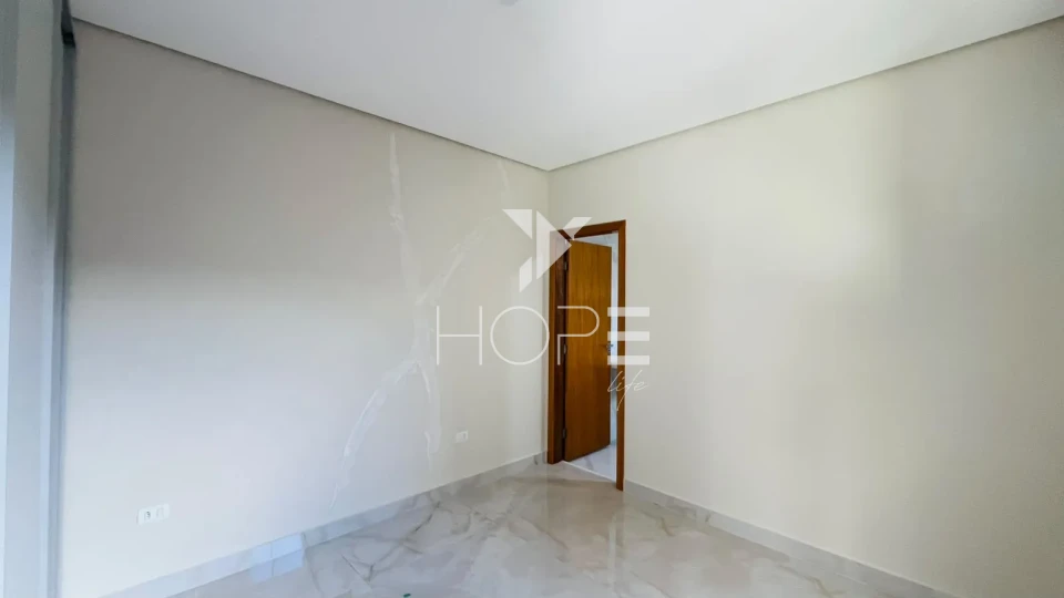 Imagens do imóveis Casa em Condomínio para Locação R$ 3.000,00 – 3 Quartos, Suíte, Planejados e Churrasqueira na Zona Norte de Londrina