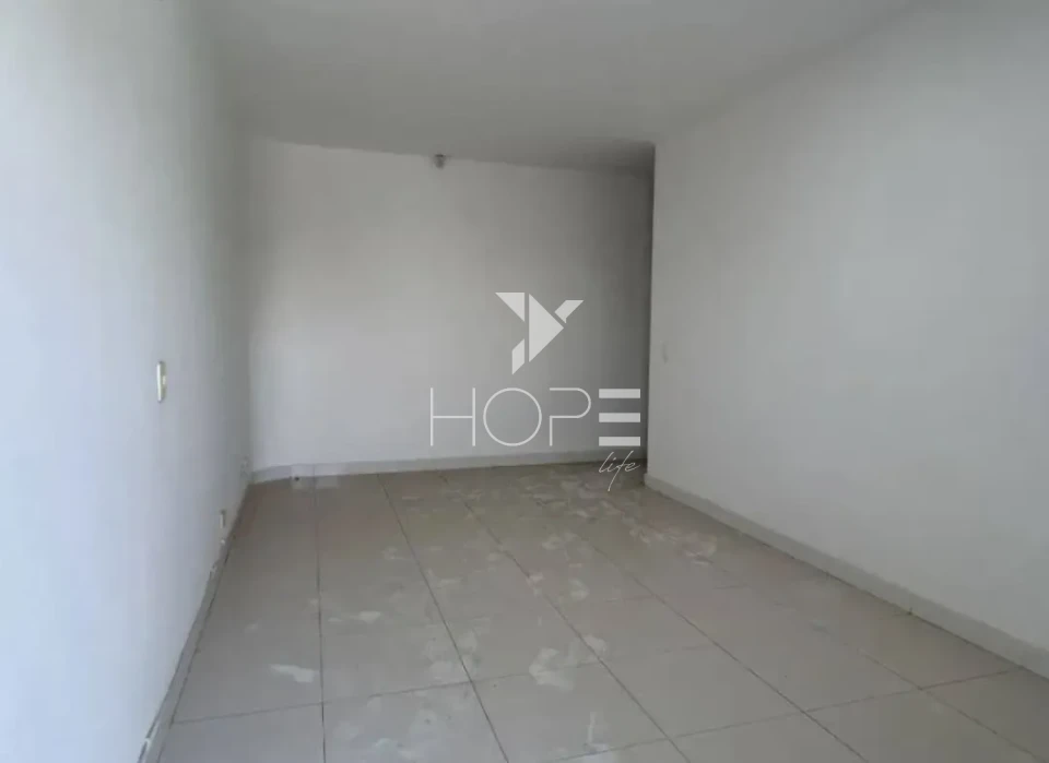 Imagens do imóveis Casa comercial para locação com 500 m² - 12 salas - piscina - quadra esportiva - Centro - Londrina PR