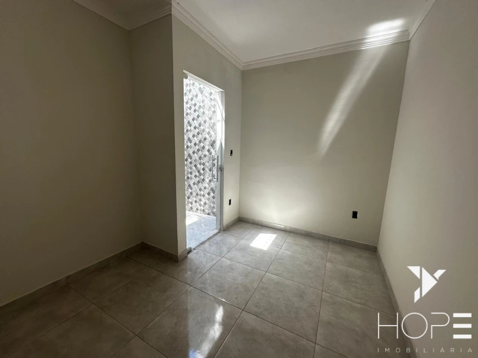 Casa geminada à venda – 03 dormitórios – Gleba Esperança – Londrina/PR