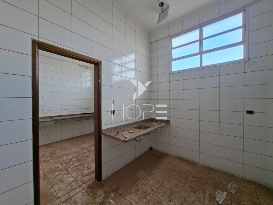 Imagens do imóveis Prédio corporativo para locação com 1.000 m² - 4 andares - elevador - Avenida Tiradentes - Londrina PR