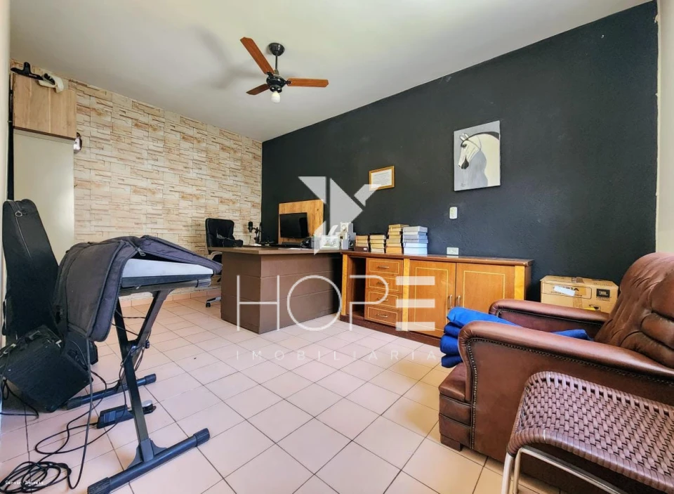 Imagens do imóveis Casa à venda com 191 m² - 3 quartos - suíte - 3 vagas - planejados - Parque Residencial Manela - Cambé PR