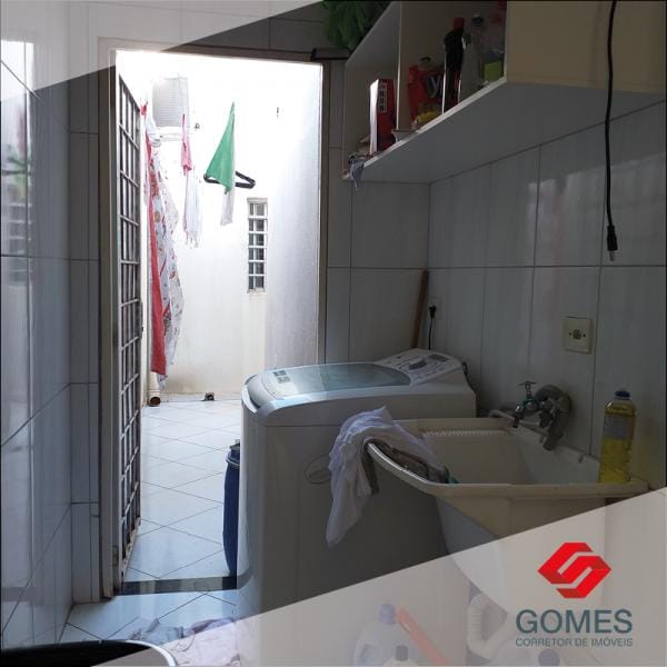 Imagens do imóveis Casa à venda com 160 m² - 3 quartos - 1 banheiro - 1 vaga - Zona Norte - Alto da Boa Vista - Londrina PR