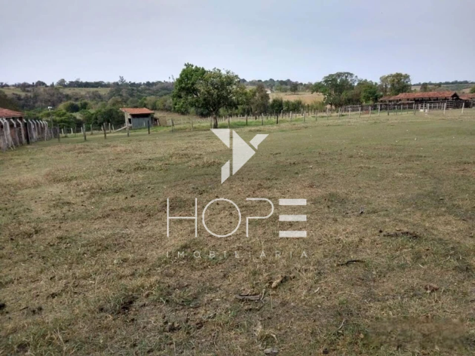 Sítio à venda – 25 alqueires (605.000 m²) – Araçoiaba da Serra/SP