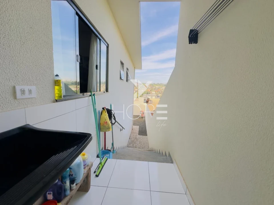 Imagens do imóveis Casa geminada à venda com 2 quartos e suíte na Gleba Esperança – Zona Oeste – Londrina/PR
